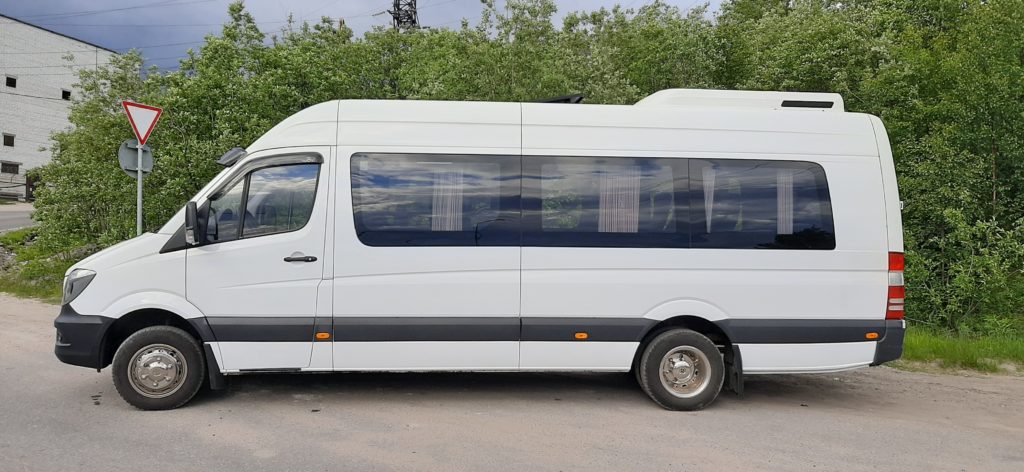 Аренда микроавтобусов на свадьбу и другие мероприятия в Мурманске